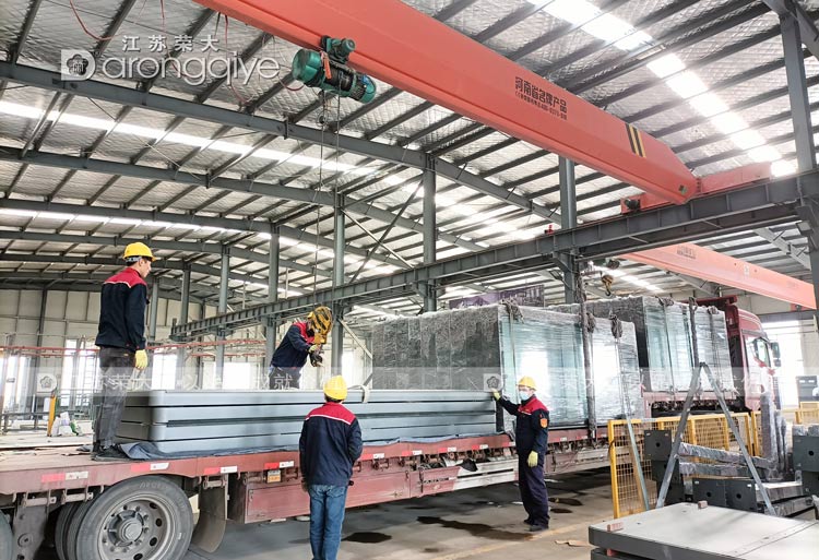 河南鄭州公交候車亭發(fā)貨