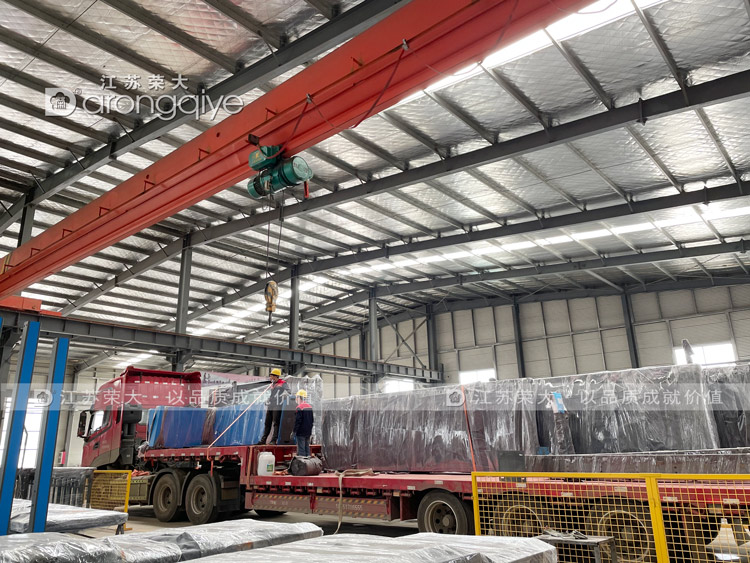 山東公交候車亭兩車發(fā)貨圖一