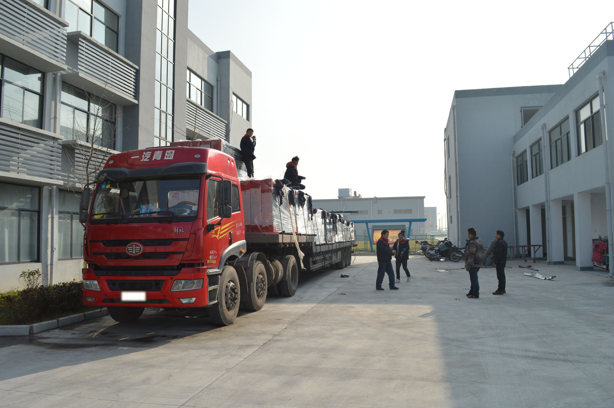 ������܇ͤ�l(f��)؛�D��