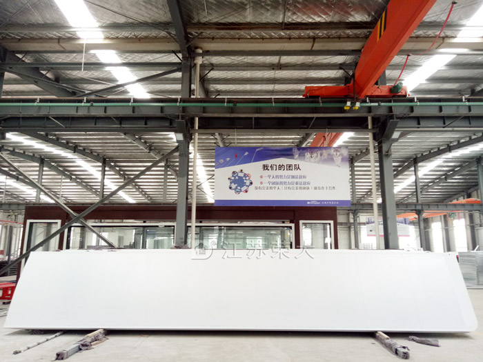 公交候車亭制作廠家 | 廠房生產(chǎn)實(shí)況