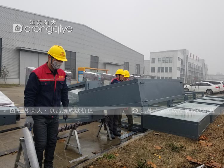 �ӱ�����վ�ưl(f��)؛�Dһ