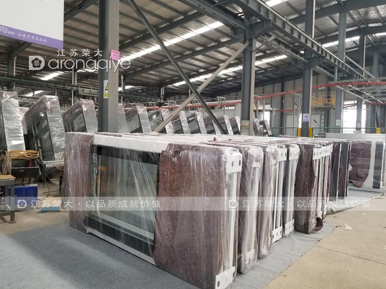 �������վ�Ɵ���l(f��)؛�Dһ