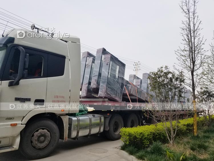 ��һ��ɽ�|����վ�ưl(f��)؛�D��